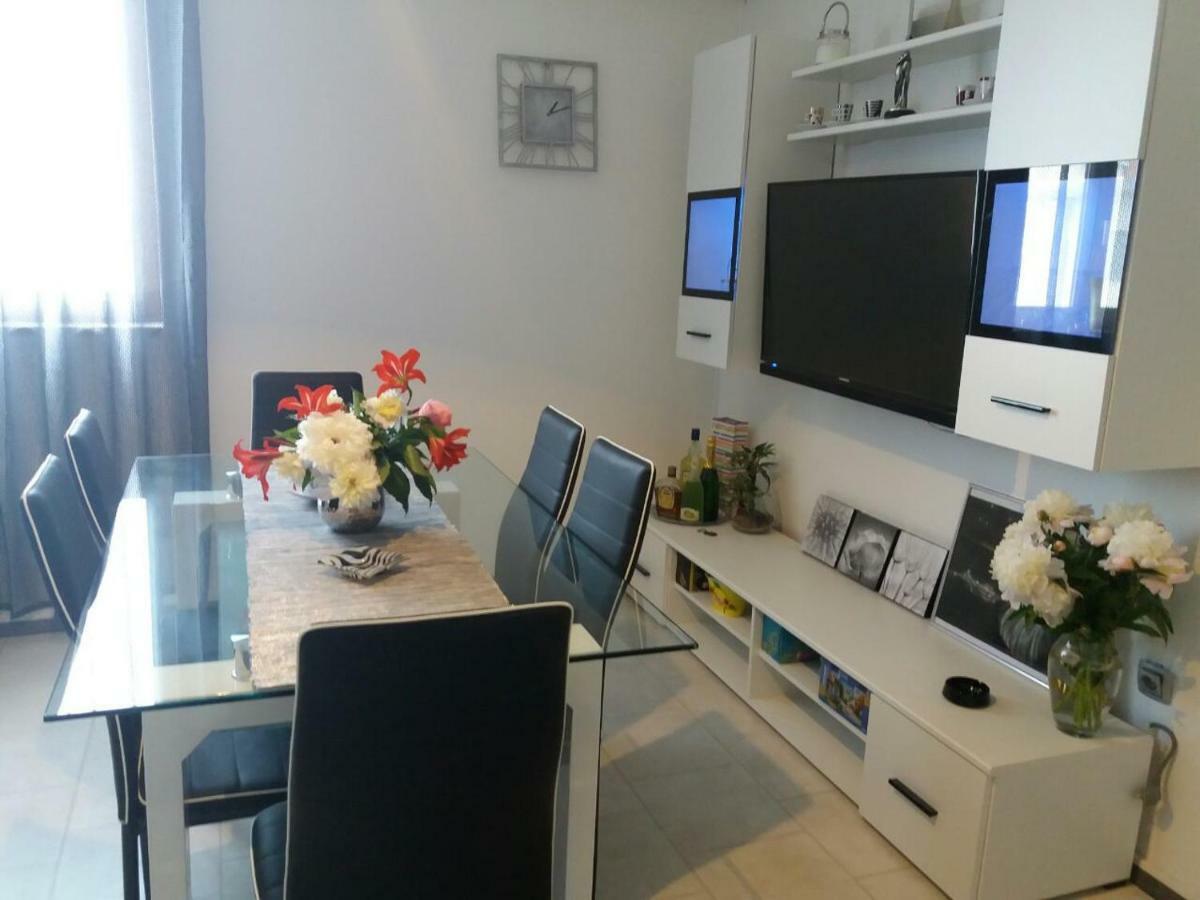 Apartmani Tajana Sukošan Zewnętrze zdjęcie