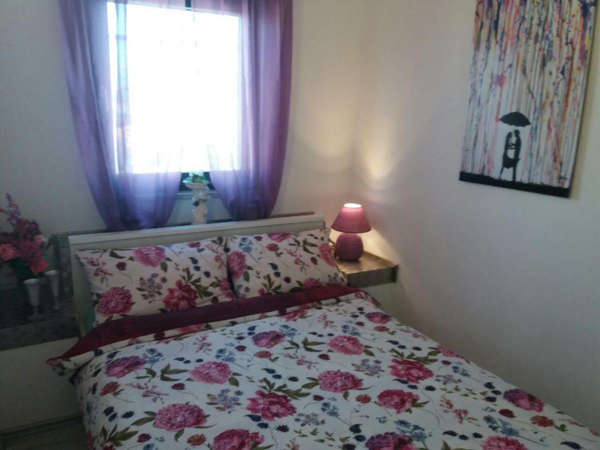 Apartmani Tajana Sukošan Zewnętrze zdjęcie
